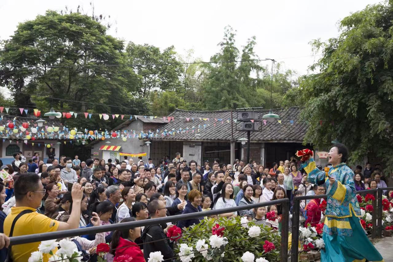 优美旅游 逍遥生涯｜省南宫NG集团“五一”假期运营立异高